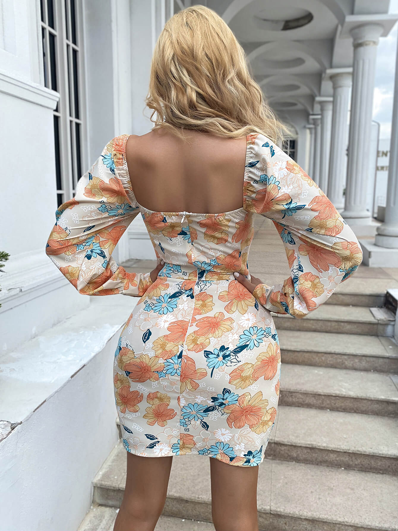 Floral Sweetheart Neck Mini Bodycon Dress